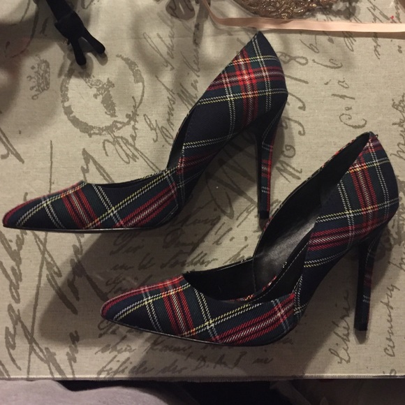 Brand new Charles David Parker Pump