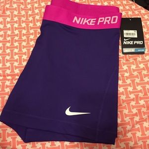 Deal of the day! NWT Nike pro shorts