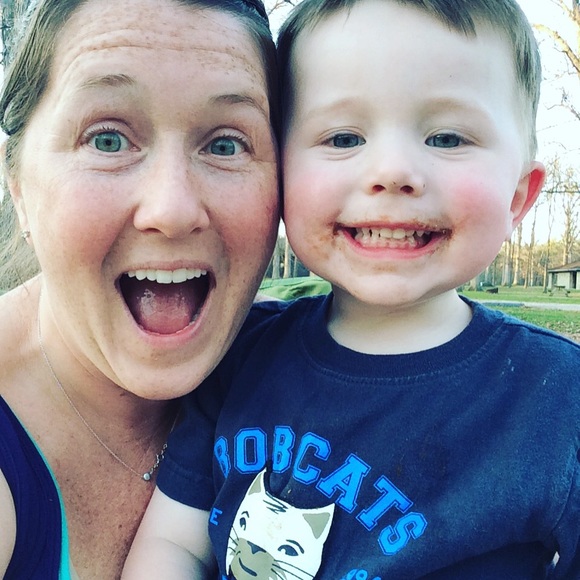 Meet your Posher, Anah - Picture 5 of 5