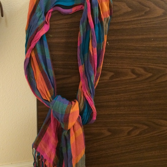 Multicolor plaid fashion scarf