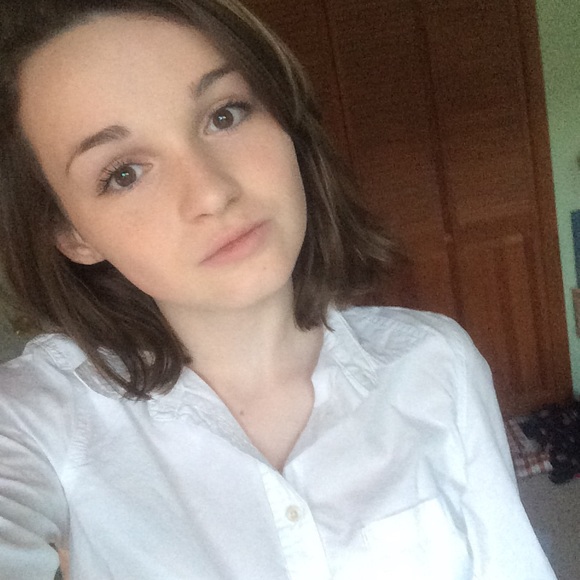 Meet your Posher, Karlibeth - Picture 1 of 1