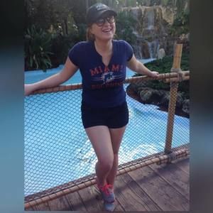 Meet your Posher, Marisa