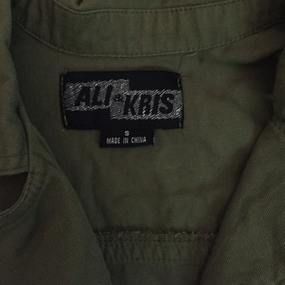 Spring jacket - Picture 3 of 4