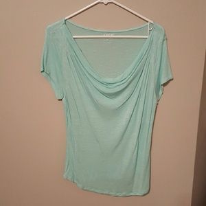 L mint green top