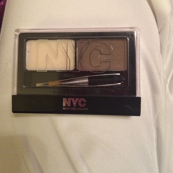 "BROWSER" Brush-On Brow Kit, by NYC - Picture 2 of 4