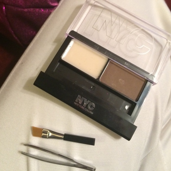 "BROWSER" Brush-On Brow Kit, by NYC - Picture 3 of 4
