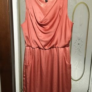 Cute color dress with pockets