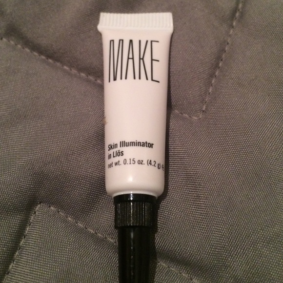 Makeup sample bundle - Picture 4 of 4