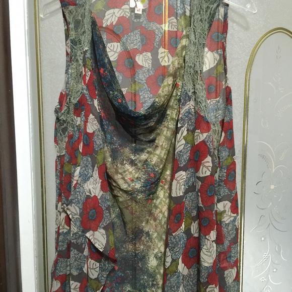 Fun flowy tank top