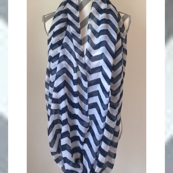 White and Blue Chevron infinity scarf - Picture 2 of 3