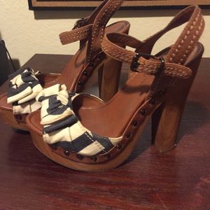 Jessica Simpson heels. Great condition