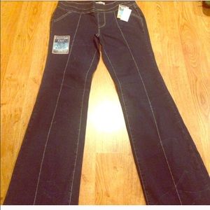 Brand new stretchy jeans