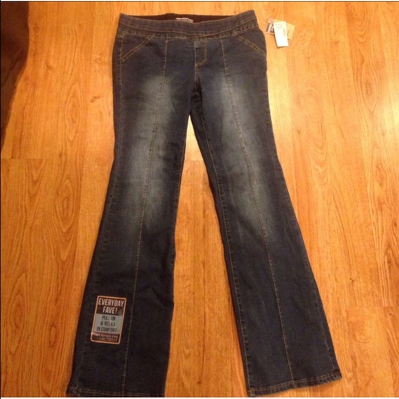 Blue stretchy jeans