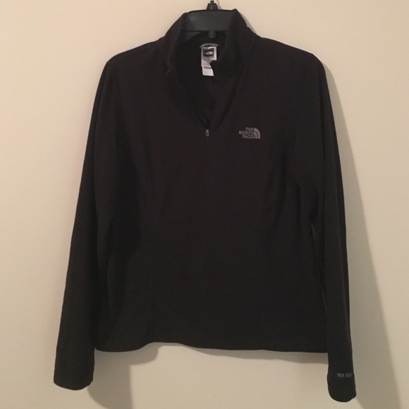 NWOT North Face Half Zip fleece pullover