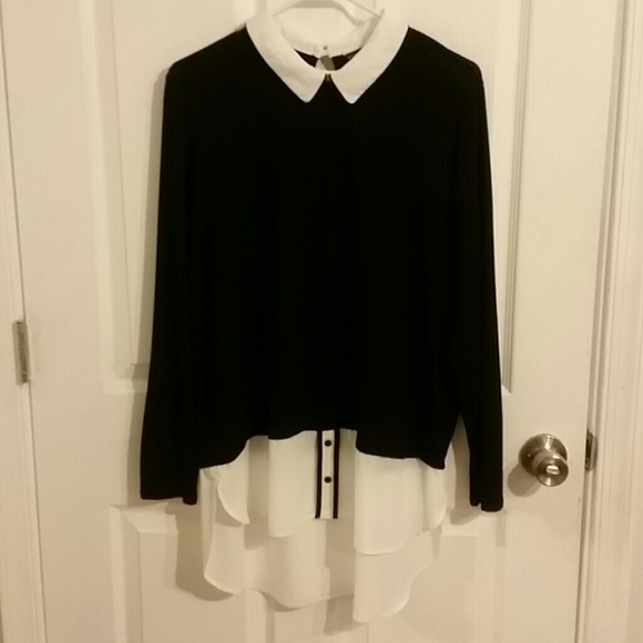 Long sleeve tunic.
