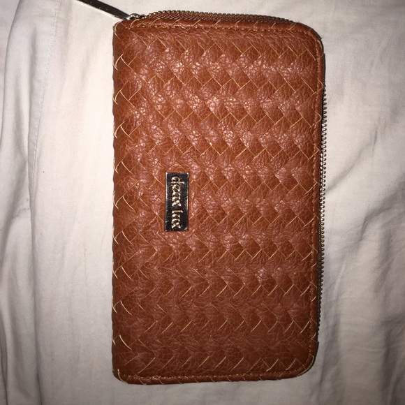 Like new wallet!!!! OBO