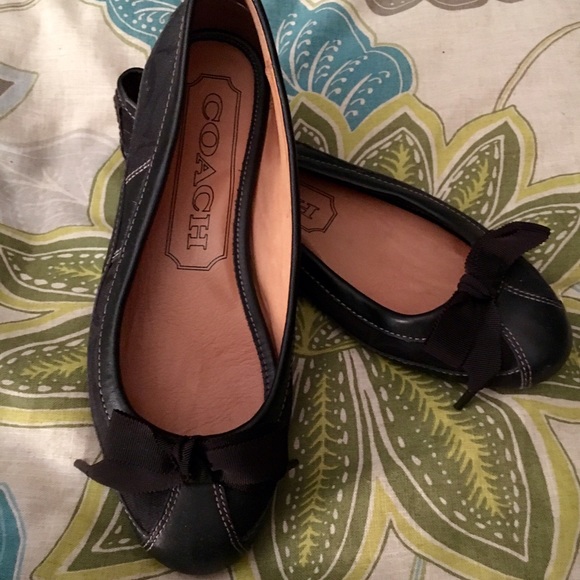 Coach ballerina flat with bow