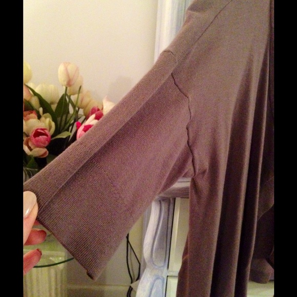 💐SALE💐Cute brown tie cardigan/shrug! - Picture 2 of 4