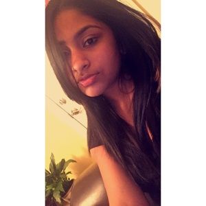 Meet your Posher, Daniella