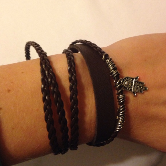 Set of two leather bracelets