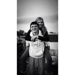 Meet your Posher, Courtney