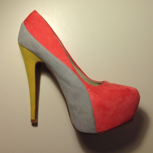 Colorblock Faux Suede Platform Heel - Picture 3 of 3