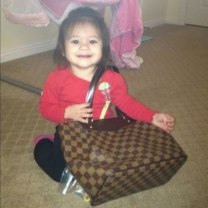 Meet your Posher, Vanessa