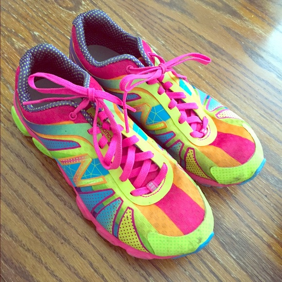 💥NEW LOW PRICE💥Girls New Balance shoes