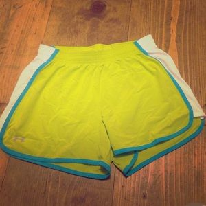 NWOT Under Armour running shorts