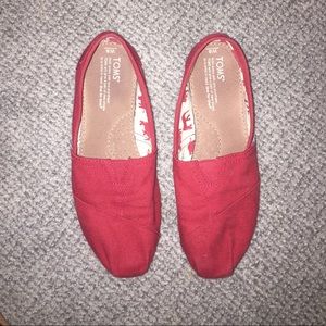 2 Pairs of TOMS