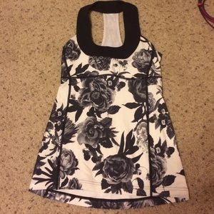 Lululemon tank top