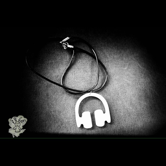 Headphones Necklace
