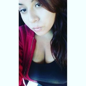 Meet your Posher, Anisa