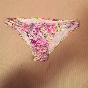 NEVER WORN Victoria's Secret cheeky bottom