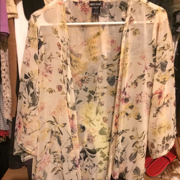 Fringe kimono