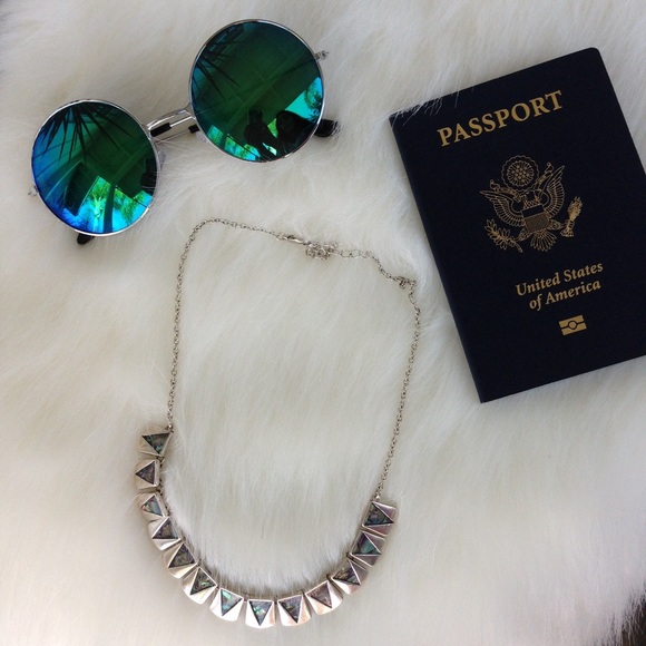 Accessories - Reflective Sunnies
