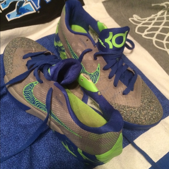 NIKE KD SHOES