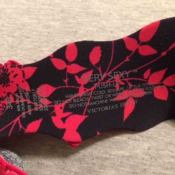 SOLD ON MERCARI 34b Victoria Secret bra - Picture 3 of 4