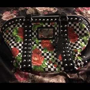 Betseyville Weekender