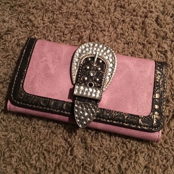Cute pink buckle wallet
