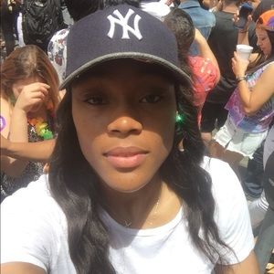 Meet your Posher, Sharena