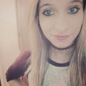 Meet your Posher, Karlene