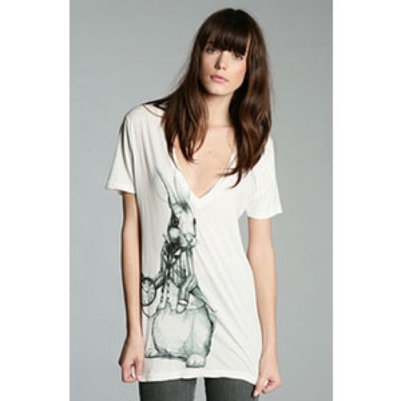 ISO 🔥🔥🔥 White Rabbit Tee