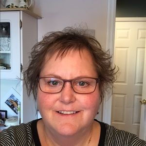 Meet your Posher, Sandi