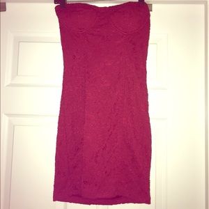 Crimson mini, size medium