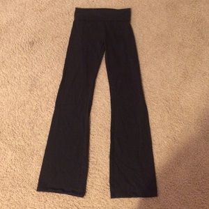 American Eagle yoga pants