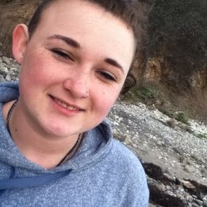 Meet your Posher, Renee