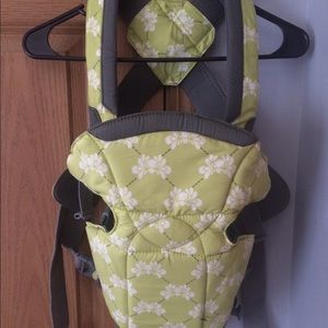 Petunia Pickle Bottom infant carrier, adjustable.