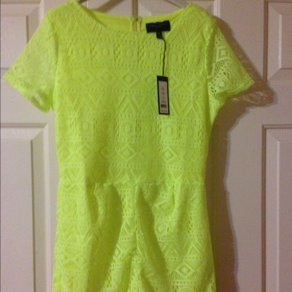 Nwt Romeo and Juliet Couture lace romper no trades - Picture 3 of 3