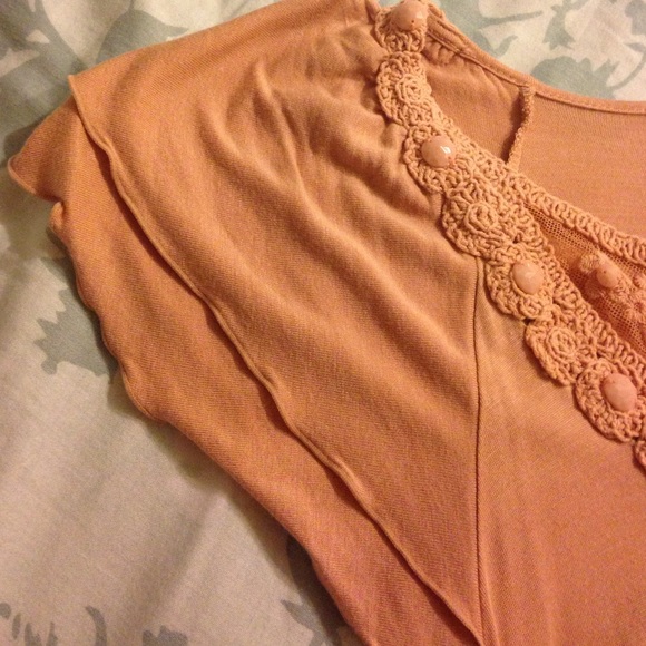 Pink top - Picture 3 of 3